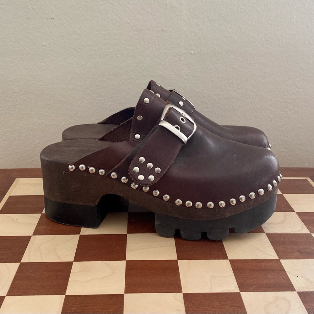 vintage platform clogs